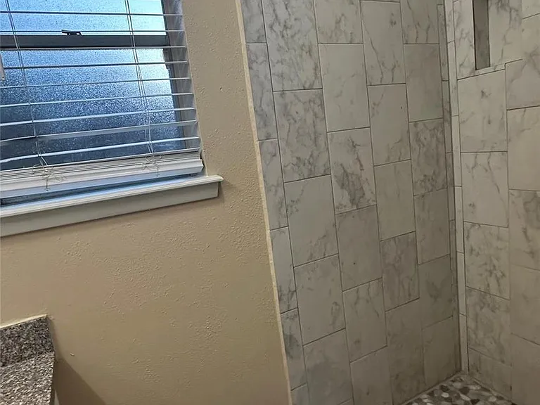 11503 Briar Forest Dr — Photo 36