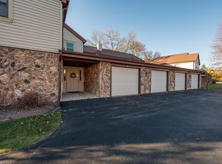 1820 Ridgeway Dr UNIT 51A, De Pere, WI 54115