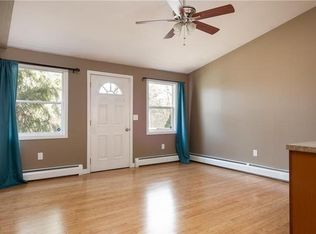 44 Old Hope Kent Rd, Hope, RI 02831