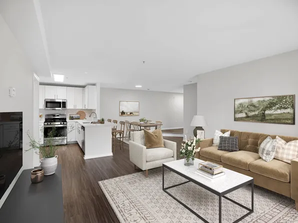 Eagle Rock Apartments at Columbia Pike