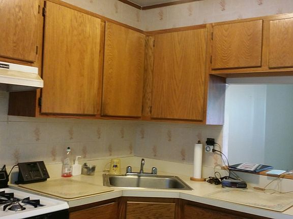 4th image of 634 Eagle Avenue