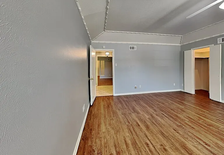 4308 Harvest Hill Rd — Photo 11