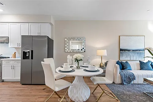 961 E Phillips Blvd #1 Photo 1