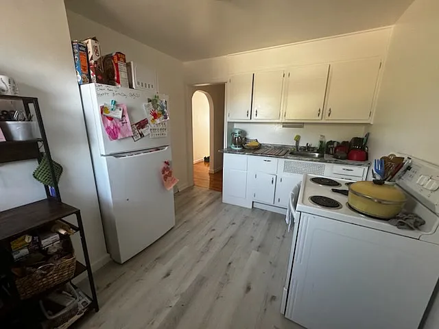 2 bed, 800 sqft, $1,150 — Photo 2