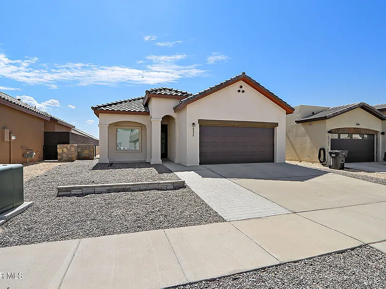 533 Paseo Modesto Dr — Photo 3