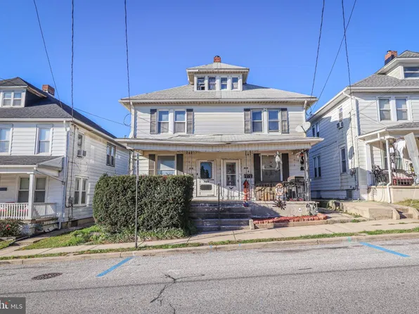 241 W High St, Red Lion, PA 17356