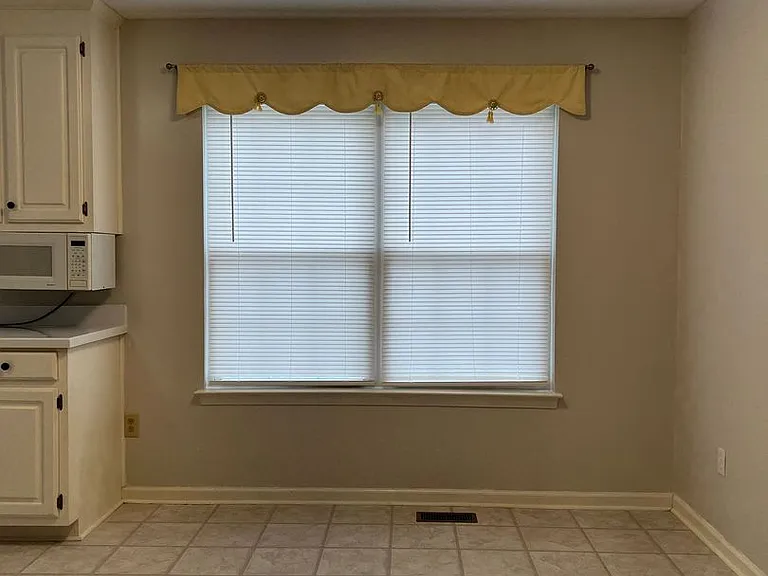 110 Bugle Ct — Photo 21