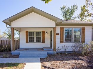 216 W Decherd St, Franklin, TX 77856