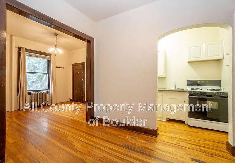 2408 8th St #1 — Photo 8