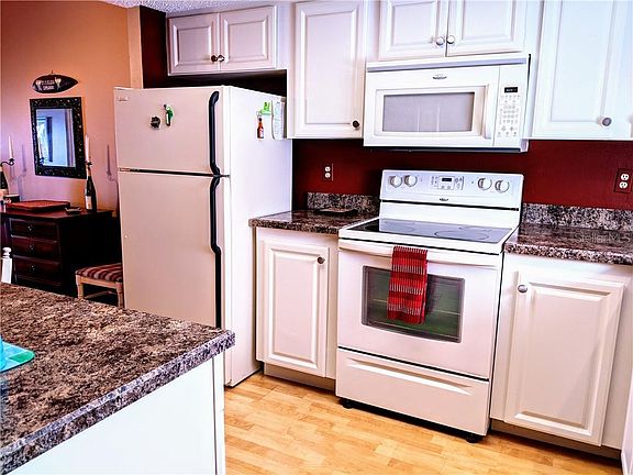 3rd image of 3633 Lake Bayshore Dr #J409