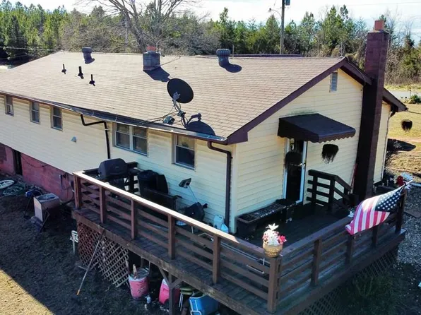 737 Glenview Dr, Chatham, VA 24531