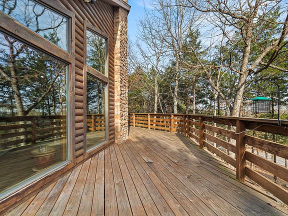 4th image of 103 Rustic Ridge Drive