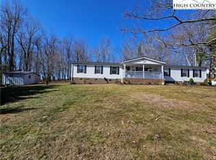 8863 Glade Valley Rd, Ennice, NC 28623