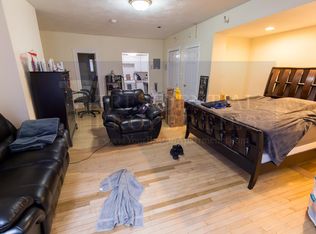 302 Marlborough St #2, Boston, MA 02116