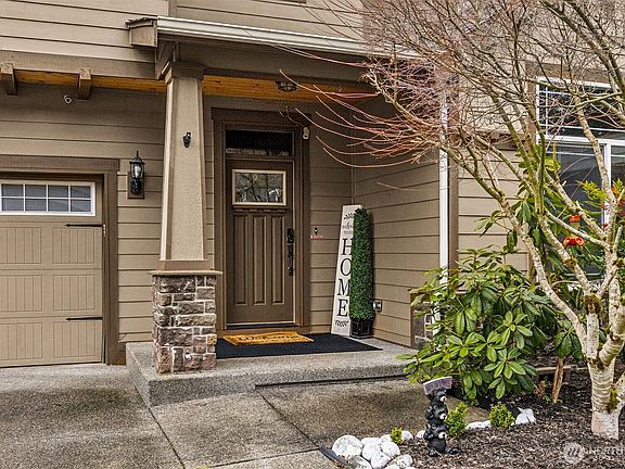 2nd image of 20522 95th Avenue Ct E