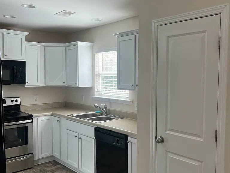 116 Scarlet Oak — Photo 24