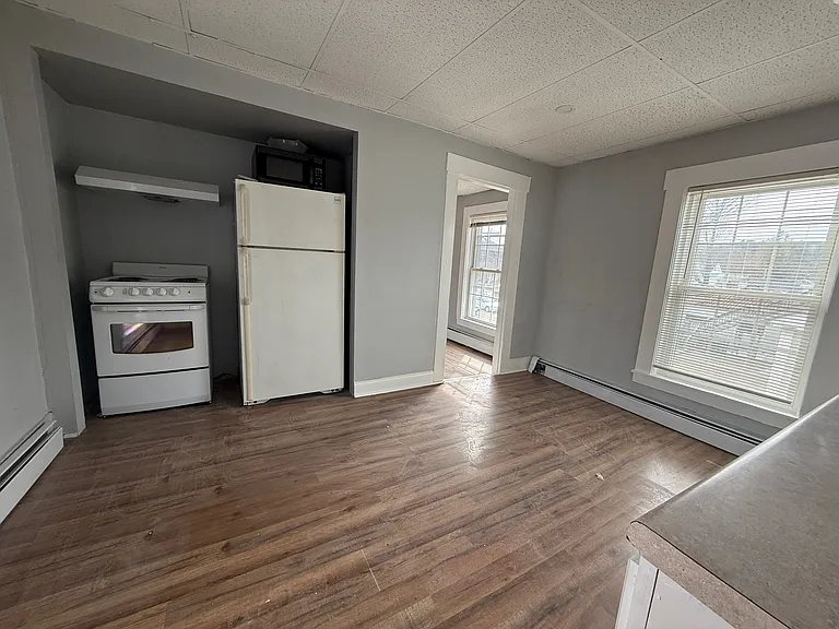181 Main St #2 — Photo 6