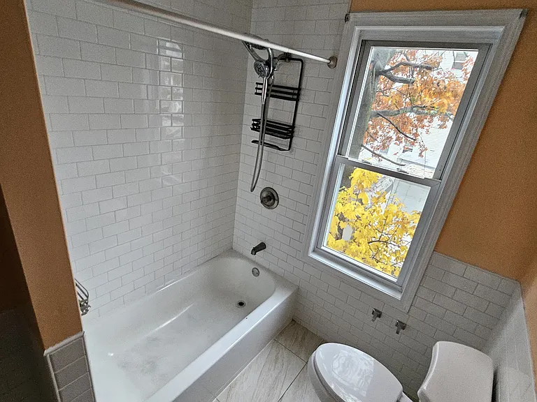 40 Atlantic Ave #2 — Photo 15