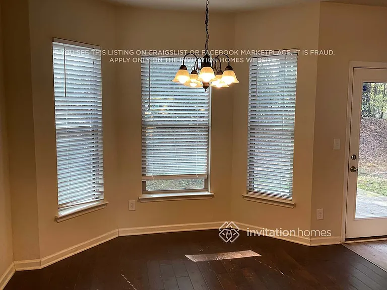 4373 Grove Lake St — Photo 4