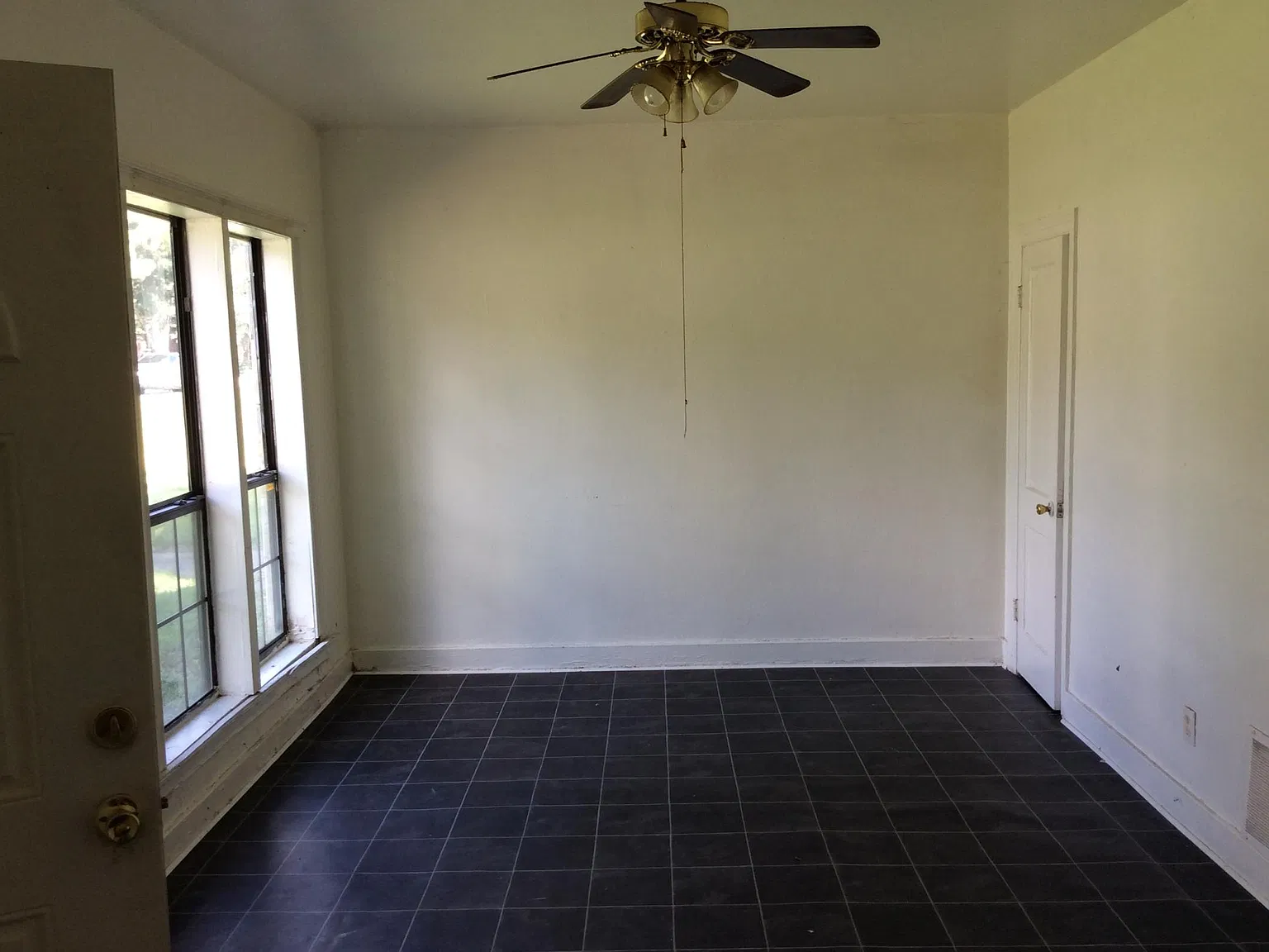 2 bed, 800 sqft, $650 — Photo 4