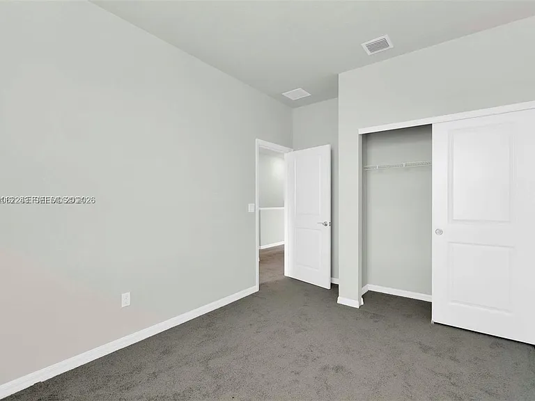 1240 Eucalyptus Dr #2 — Photo 16