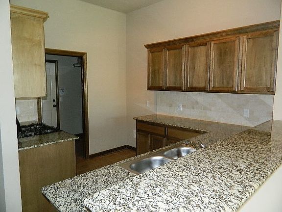 5th image of 2801 NW 184th Ter