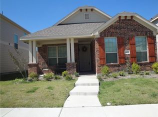 1021 Bruni Ct, Aubrey, TX 76227