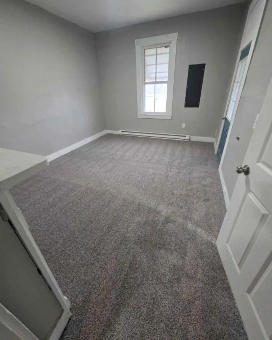 2 bed, 1200 sqft, $900 — Photo 4