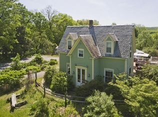 8 Main St, Northfield, MA 01360