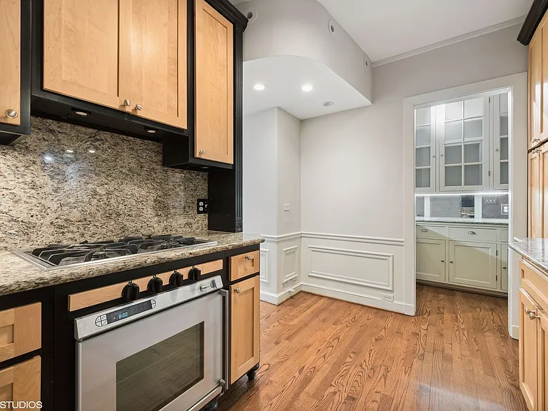 3100 N Sheridan Rd #4D — Photo 20
