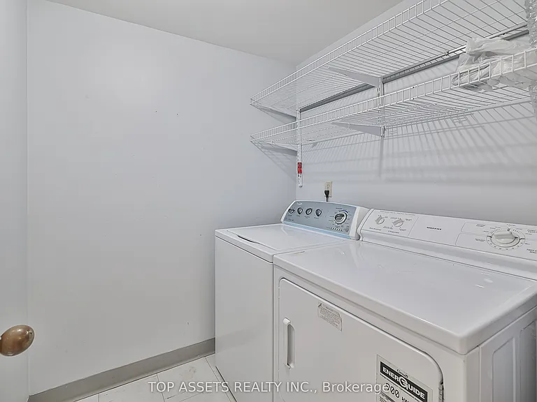 24 Wellesley St W #614 — Photo 30