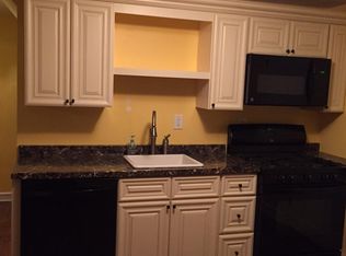 1404 State Ave FLOOR 2, Coraopolis, PA 15108