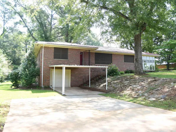 1911 Pettus Ave, Oxford, AL 36203