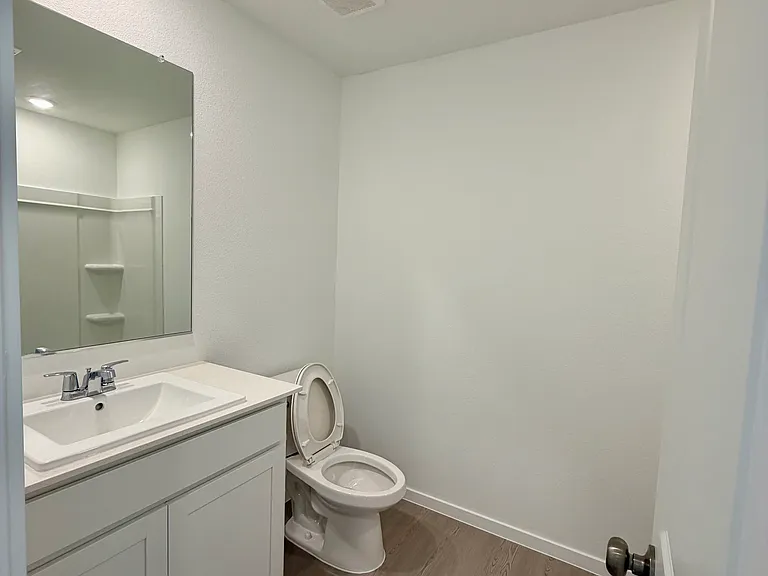 1332 Alfred St — Photo 20