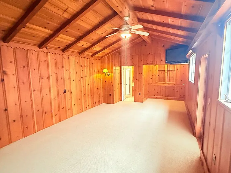 619 W Cypress Ave — Photo 6