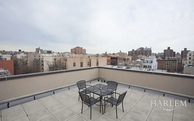 Rented by Compass | media 10