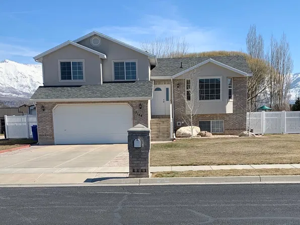 3158 N 2700 W, Farr West, UT 84404