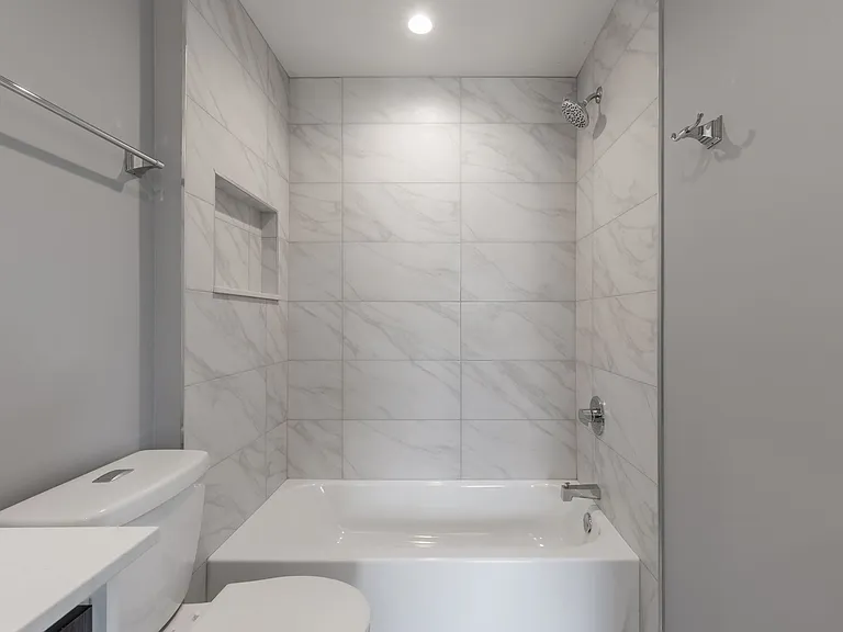 1222 N Marshall St — Photo 73