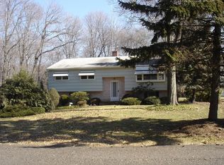 4 San Rd, Warren, NJ 07059