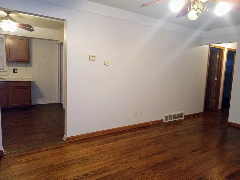 22015 Audrey Ave — Photo 8