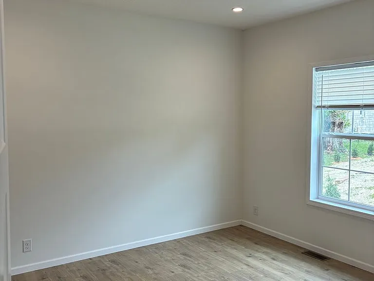 2517 S Banta Ave — Photo 22