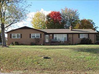 1st image of 203 S Orchard Dr