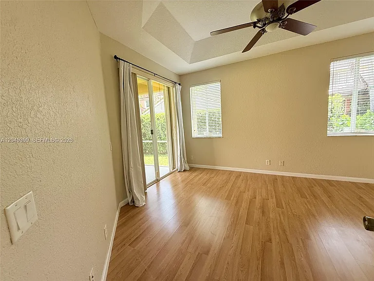 899 Phoenix Way — Photo 20