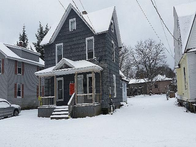 1st image of 214 Barrett Ave