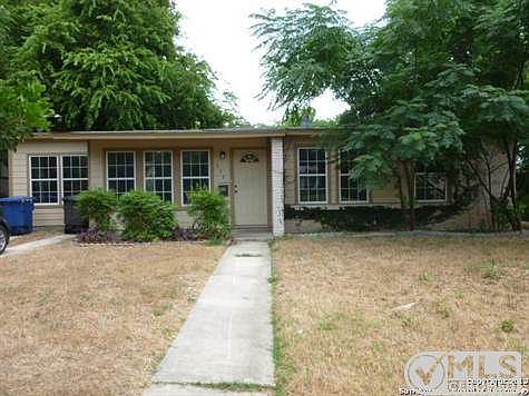 1st image of 123 Birchwood Dr