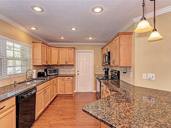 2nd image of 5536 Duncanwood Pl