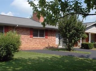 129 Fairridge Rd, Johnson City, TN 37604