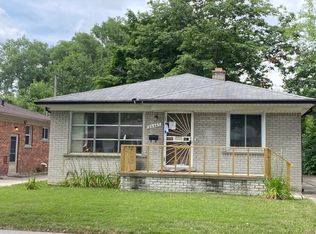 20447 Fox, Redford, MI 48240