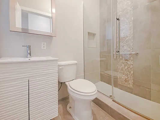 Rented by Oxford Property Group | media 12