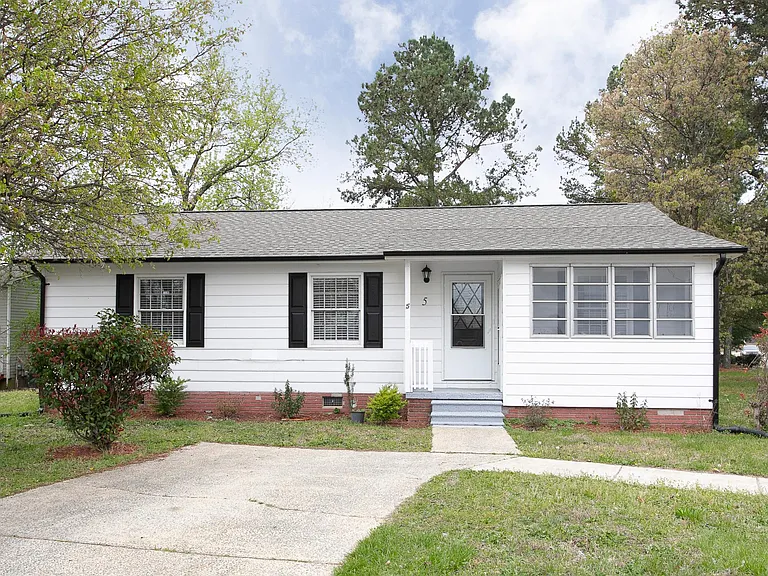 5 Withers Ct — Photo 1